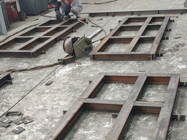 防微振基座制作、安裝